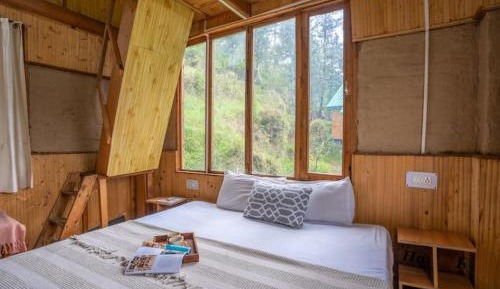 Quadruple Room with Mountain View