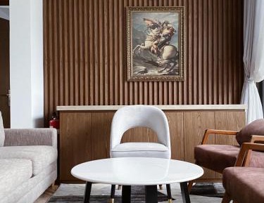 Villa with Garden View