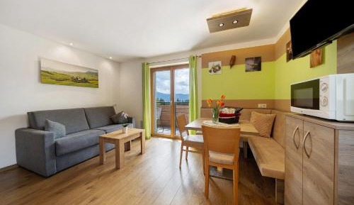 Superior One-Bedroom Apartment with Balcony