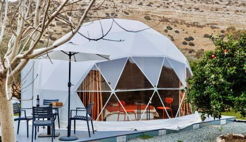 Suite with Mountain View