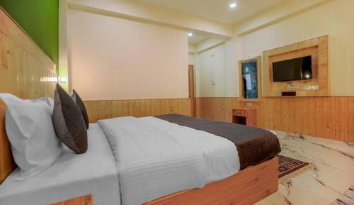 King Room with Mountain View