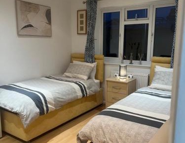 Twin Room with Shared Bathroom