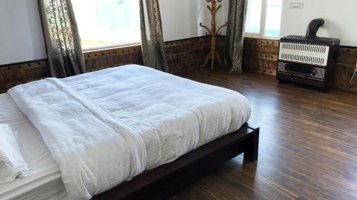 King Room with Garden View