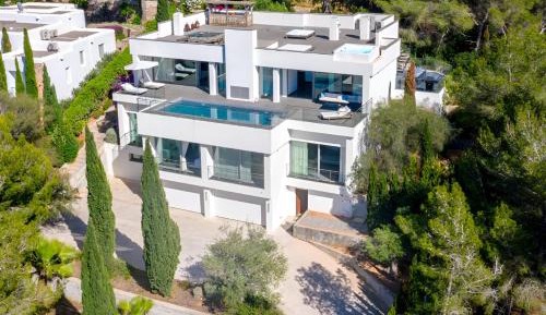 Villa with Private Pool