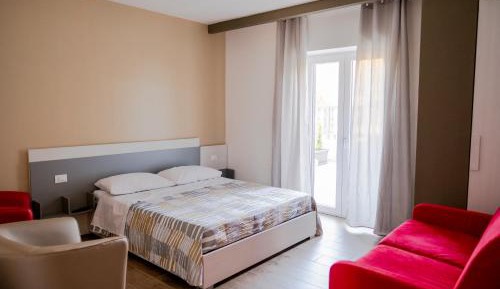 Quadruple Room with Private Bathroom