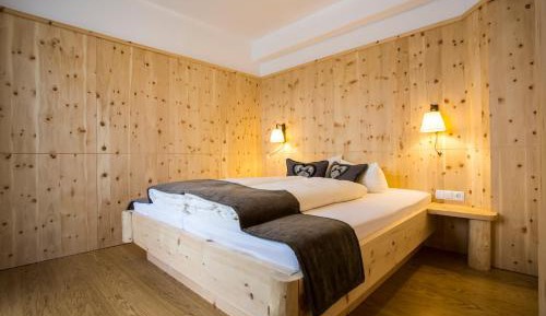 Junior Suite with Balcony