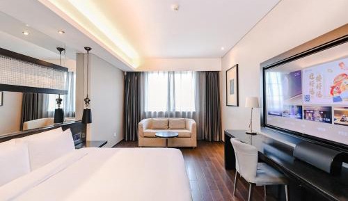 Deluxe Double Room with Bath