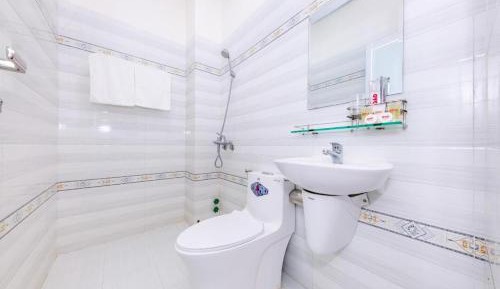 Double or Twin Room with Shower