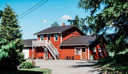 Three-Bedroom Apartment - High Floor