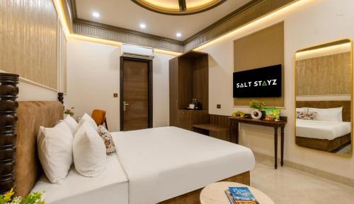 Deluxe Room with Bathtub