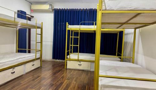 Bed in 8-Bed Mixed Dormitory Room