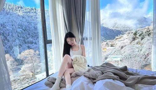 Quadruple Room with Shared Bathroom