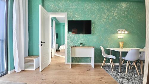 One-Bedroom Superior Apartment