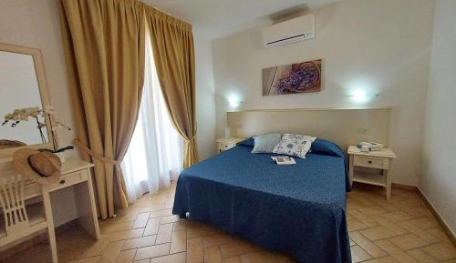 Two-Bedroom Apartment (6 Adults)