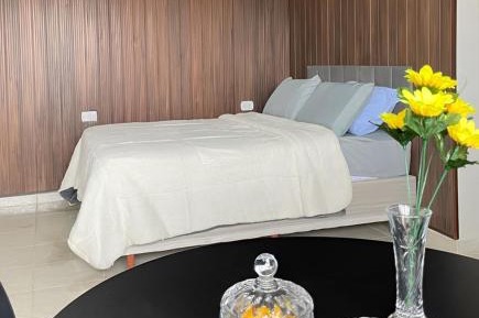 One-Bedroom Loft Apartment with Balcony