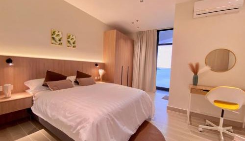 One-Bedroom Apartment