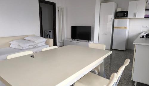 Family Room with Mountain View