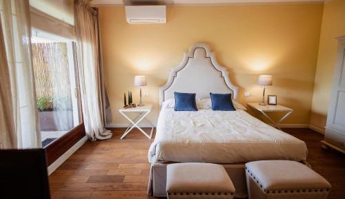 Suite with Garden View