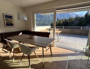 Two-Bedroom Apartment with Shower 