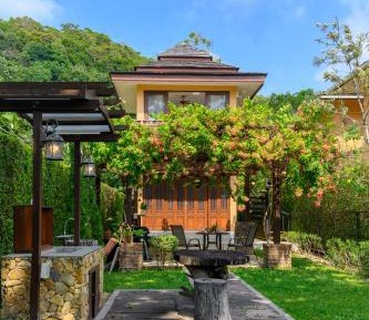 One-Bedroom Villa with lake view