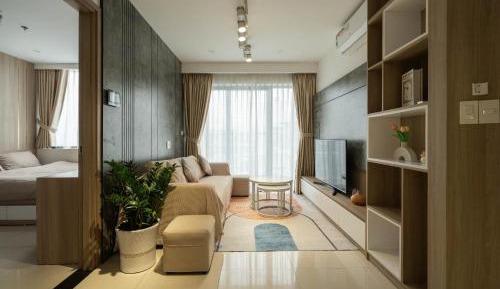 Two-Bedroom Deluxe Apartment with Balcony