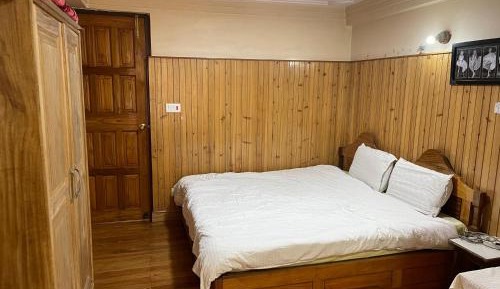 Deluxe Double Room with Bath