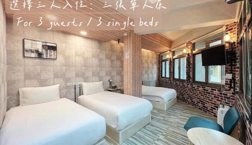 Standard Triple Room
