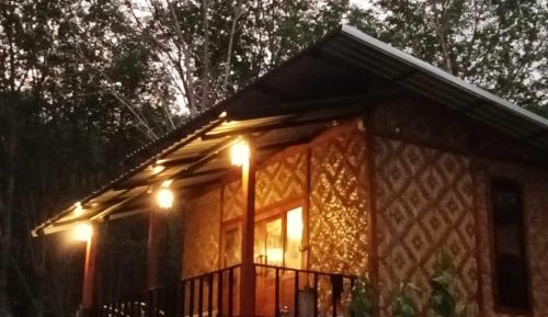 Family Room with Garden View