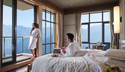 Presidential Suite Himalayan View