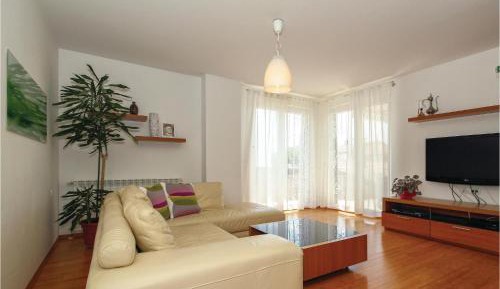 Four-Bedroom Holiday Home