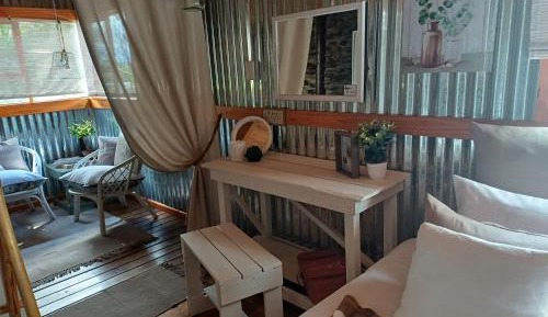 One-Bedroom Apartment with Garden