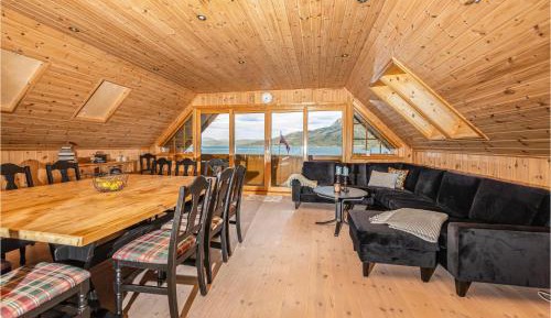 Four-Bedroom Vacation Home