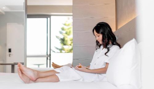 King Suite with Sofa Bed and Patio - Free Breakfast