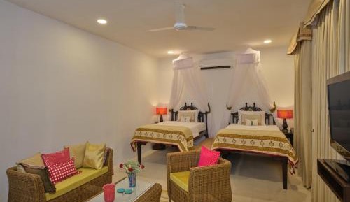 Deluxe Double or Twin Room - Anytime breakfast for all the in house Guests, serving authentic Diwani cuisine