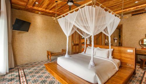 Ocean Breeze with Garden View