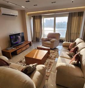 Three-Bedroom Deluxe Apartment