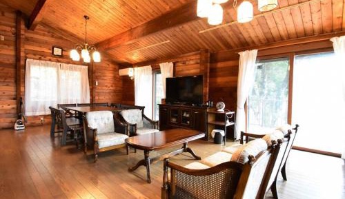 Villa with Garden View