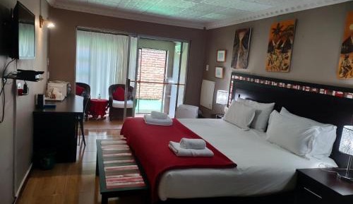 Deluxe Suite