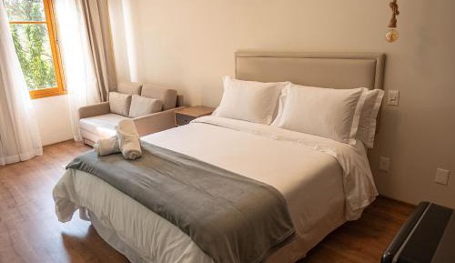 Family Room with Garden View