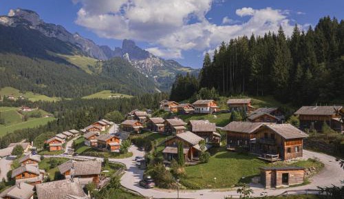 Three-Bedroom Vacation Home 