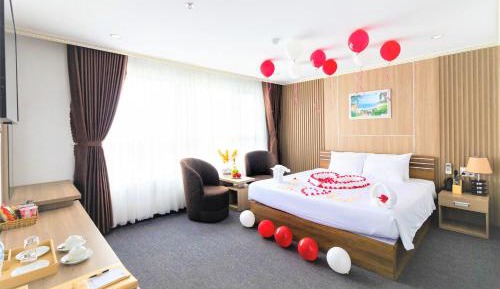 Premier Deluxe Double Room with River View