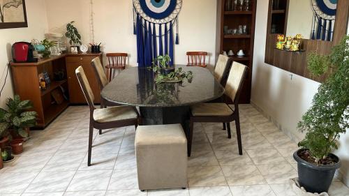 Basic Triple Room with Shared Bathroom