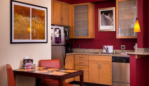 King Studio with Sofa Bed