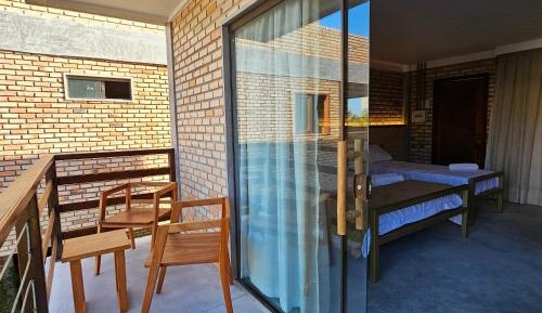 Apartment with Pool View 