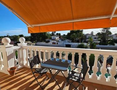 Queen Room with Garden View