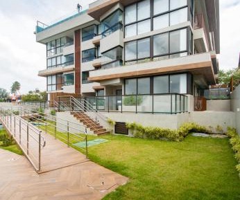 Apartment with Sea View