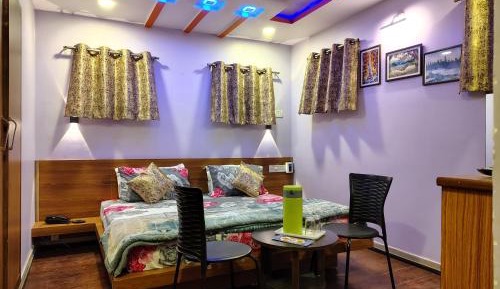 Deluxe Double Room (Non ac)