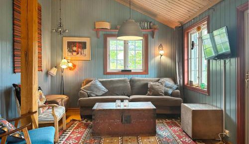 Four-Bedroom Holiday Home