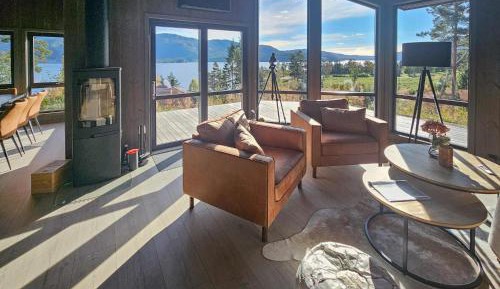 Four-Bedroom Holiday Home