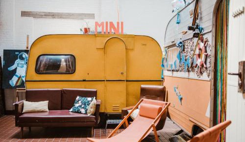 Mini Caravan